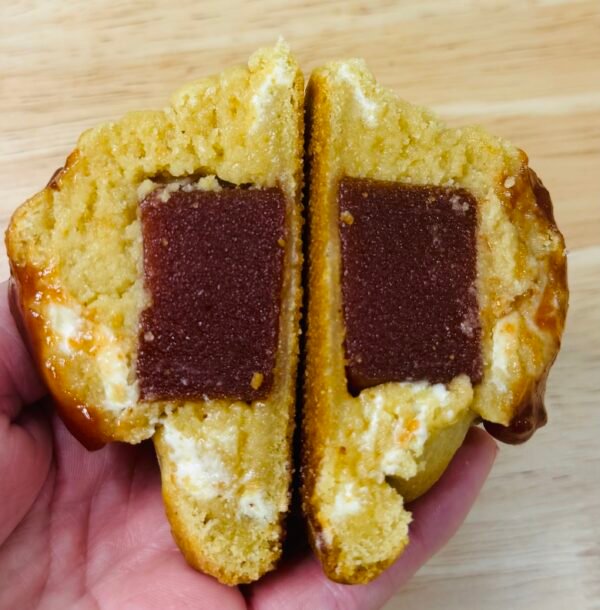 Guava white chocolate cookie