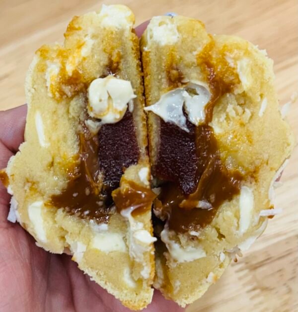 Coco guava dulce de leche cookie
