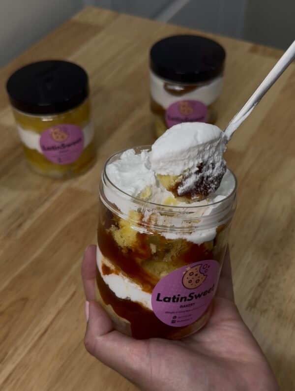 Jar Dominican cake Guava