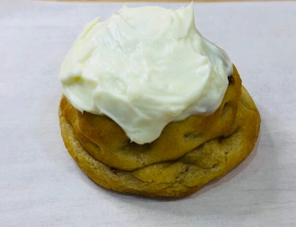 Cinnamon roll cookie - Imagen 2